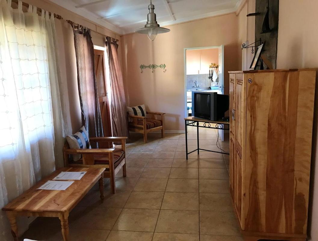 Die Katte Guest House Cottages- Vosburg Esterno foto