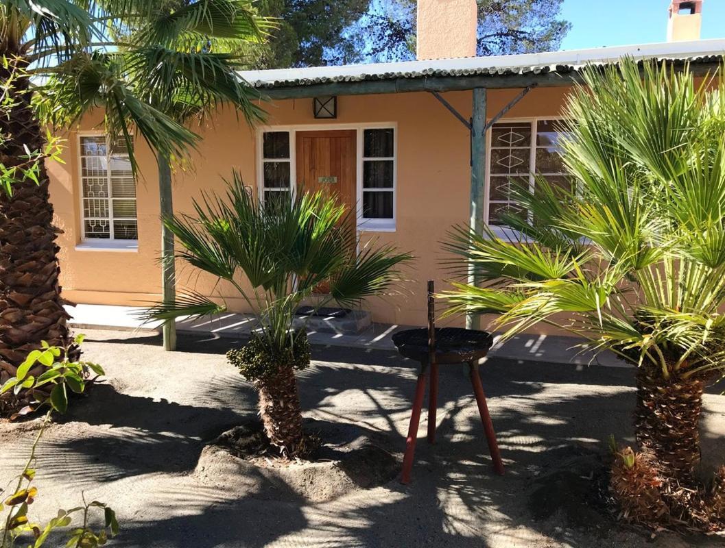 Die Katte Guest House Cottages- Vosburg Esterno foto